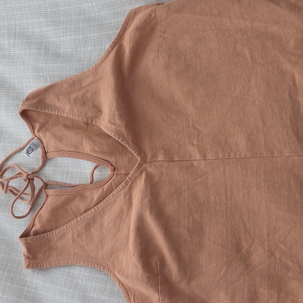 Tie-back Sleeveless Cropped Romper - Picture 6 of 9